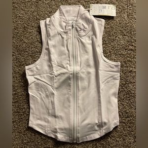 NWT Halara white golf crop top with zipper